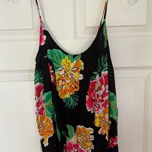 Old Navy Black Floral Print Top Size Medium